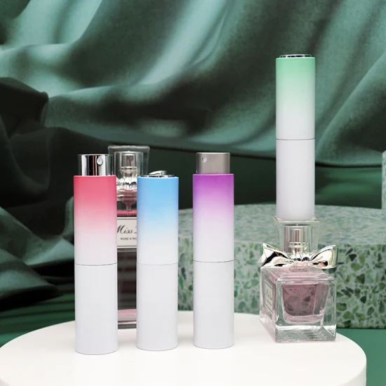 Bottiglia di profumo in vetro spray con atomizzatore twist in alluminio da 8 ml con sfumatura di colore
